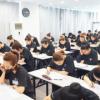 初学者想学化妆去学校还是店里