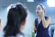 新时代美容学校，美容上课实景